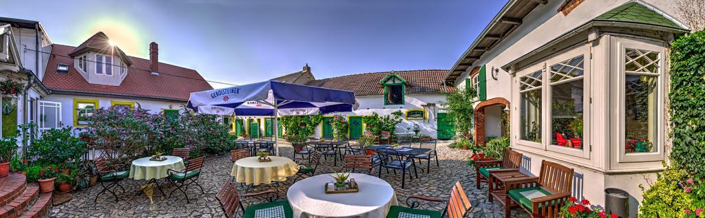 Landhotel Schwarzer Adler Suelzetal ภายนอก รูปภาพ