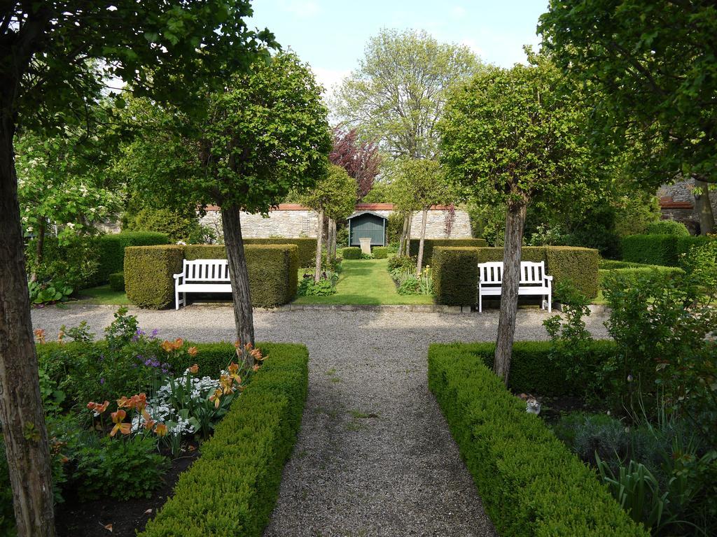 Landhotel Schwarzer Adler Suelzetal ภายนอก รูปภาพ
